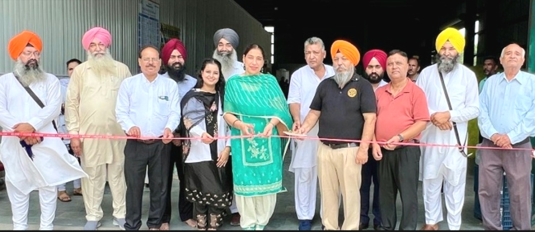 ਰੋਟਰੀ ਕਲੱਬ ਬੰਗਾ ਗਰੀਨ ਵਲੋਂ ਮੁਫਤ ਮੈਡੀਕਲ ਕੈਂਪ ਲਗਵਾਇਆ